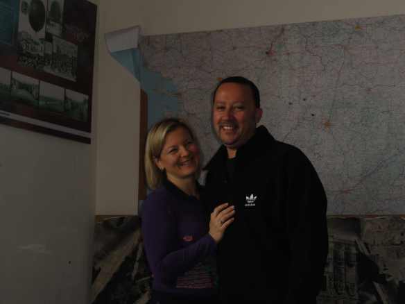 Le couple joyeux vivant au pays des Bisounourse