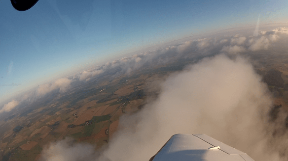 Au dessus des nuages et Ciel bleu